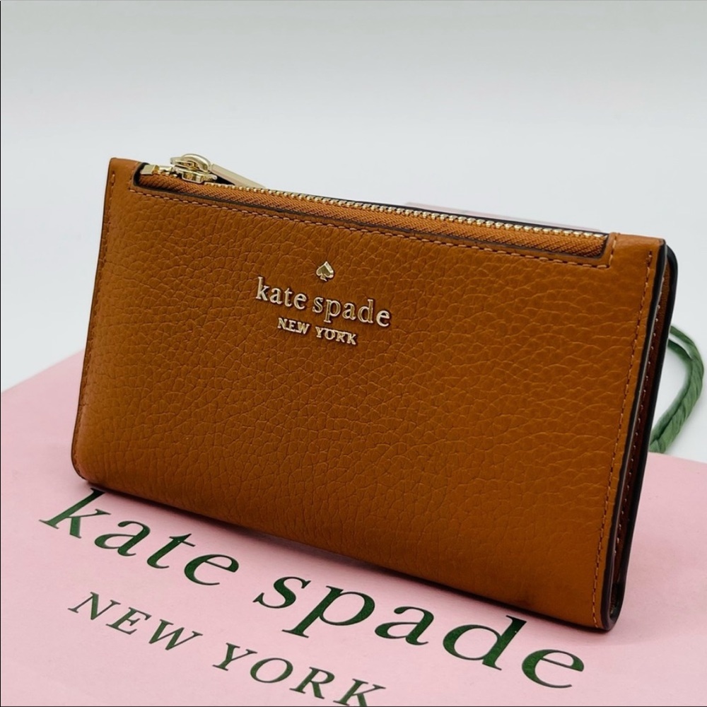 Kate Spade Small Slim Bifold Wallet - Picture 2 of 5